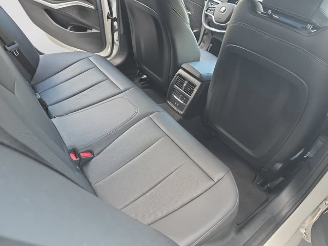 Used 2025 BMW 330i Sedan RWD image 34