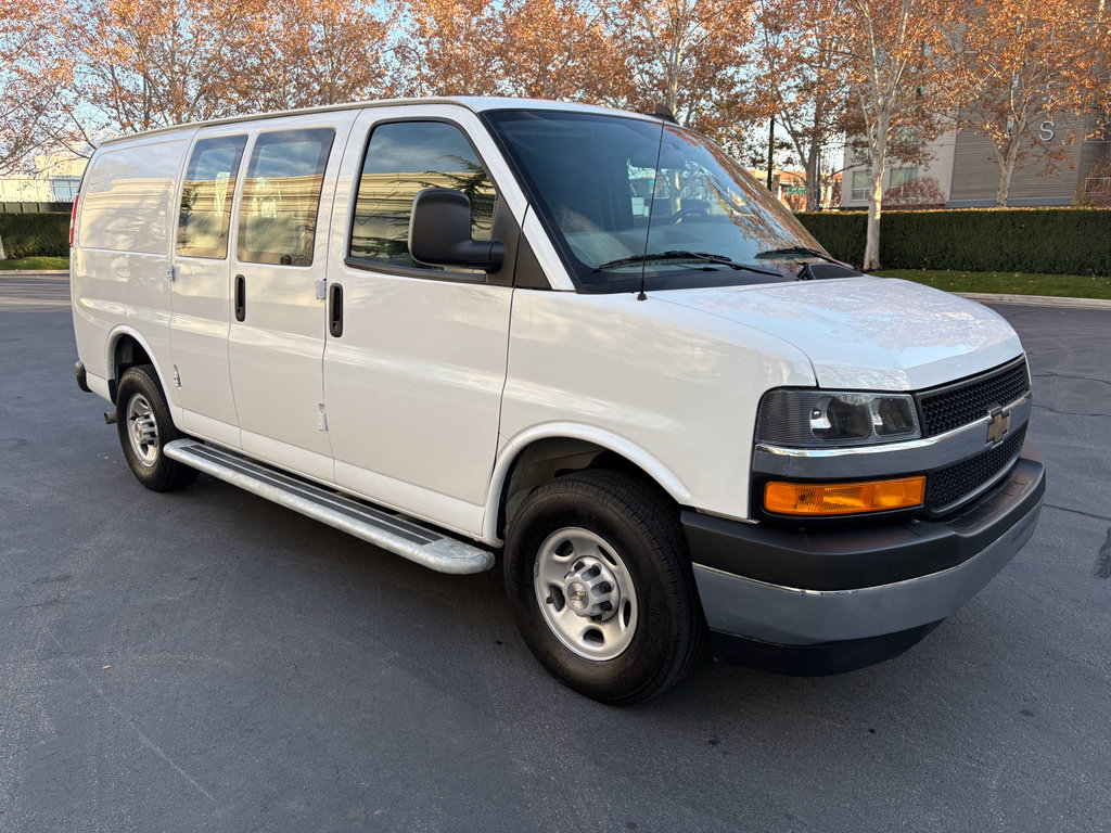 Used 2024 Chevrolet Express 2500 Work Van w/ Driver Convenience Package image 6