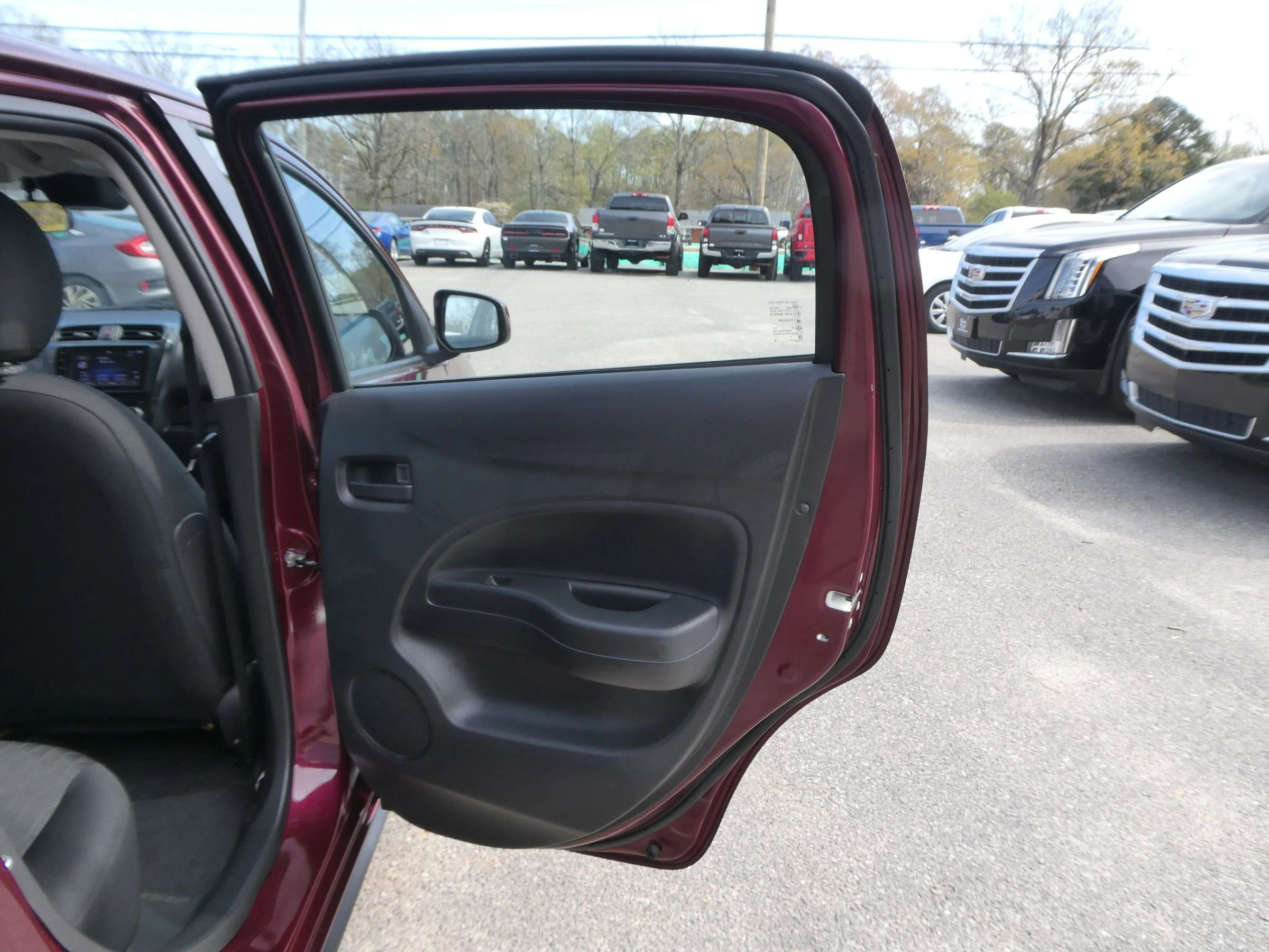 Used 2021 Mitsubishi Mirage ES image 24