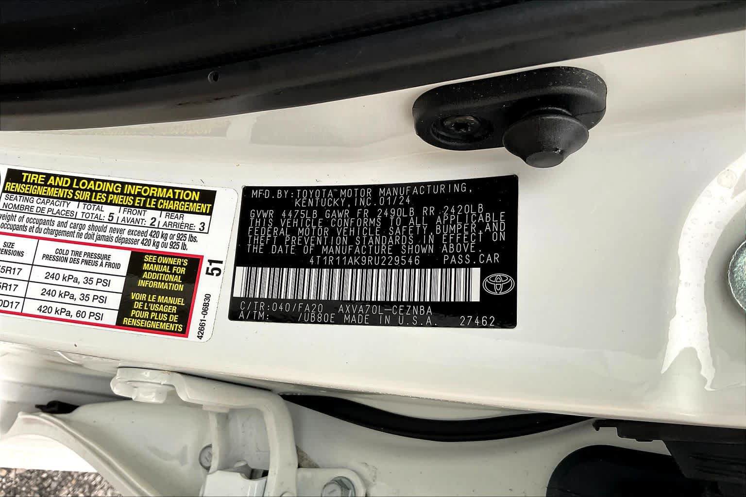 Used 2024 Toyota Camry LE w/ Convenience Package FWD image 34