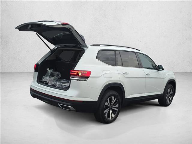 New 2026 Volkswagen Atlas SE image 2