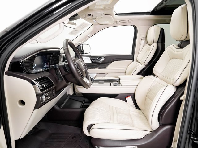 Used 2020 Lincoln Navigator L Black Label image 6