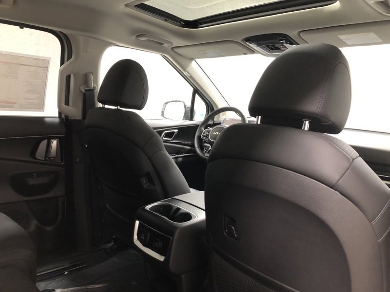 New 2026 Kia Carnival SX Prestige image 12