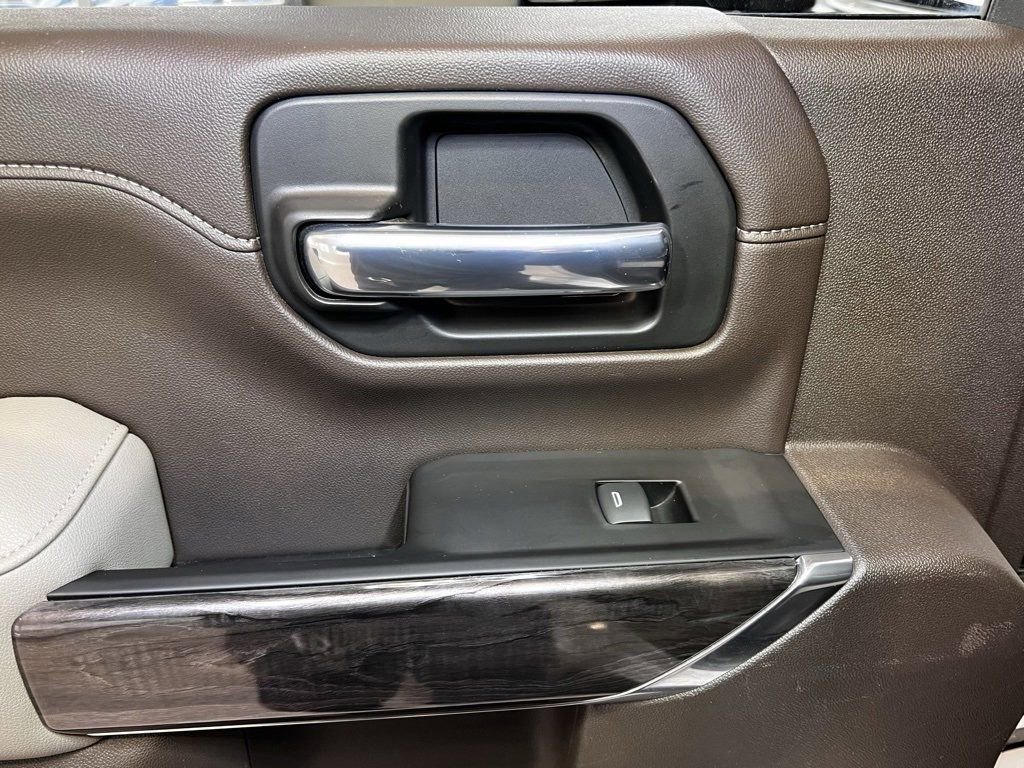 Used 2023 Chevrolet Silverado 2500 LTZ w/ LTZ Convenience Package image 40