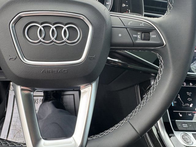 Certified 2025 Audi Q7 3.0T Premium Plus image 23