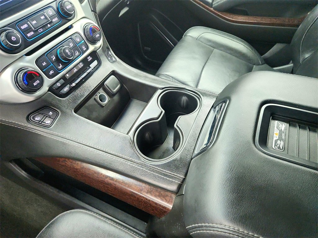 Used 2017 GMC Yukon XL SLT image 15