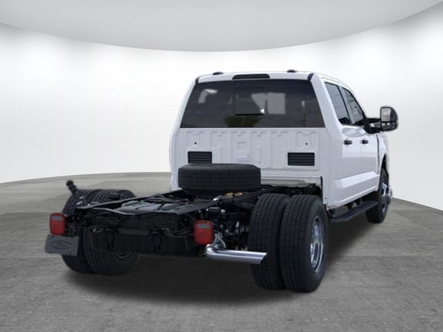 New 2026 Ford F350 XL w/ XL Chrome Package image 8