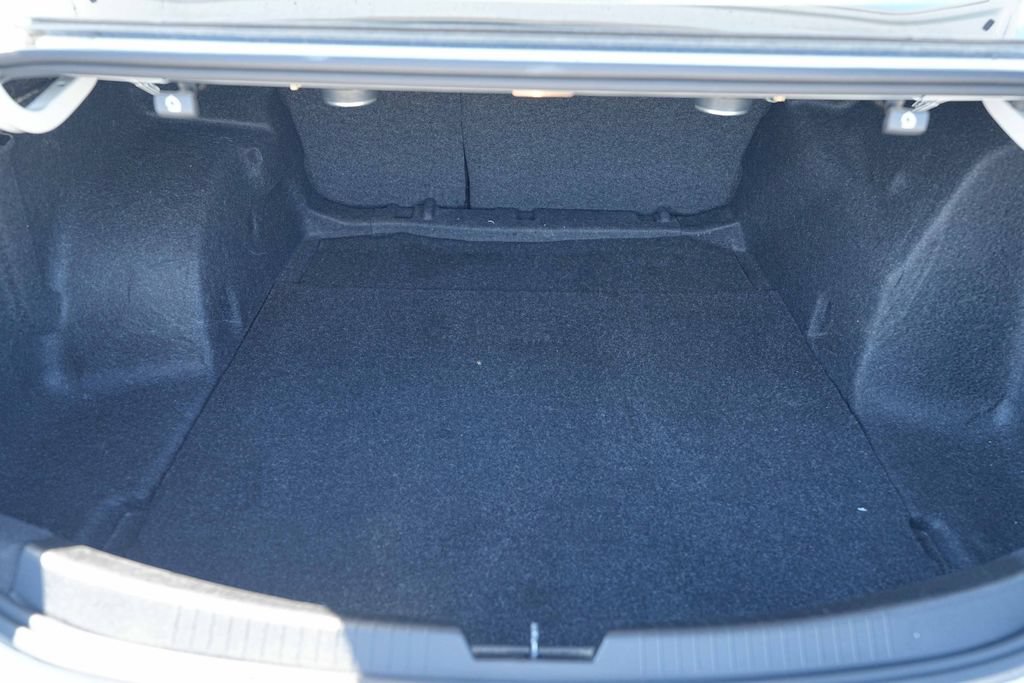 Used 2024 Chevrolet Malibu LT FWD image 15