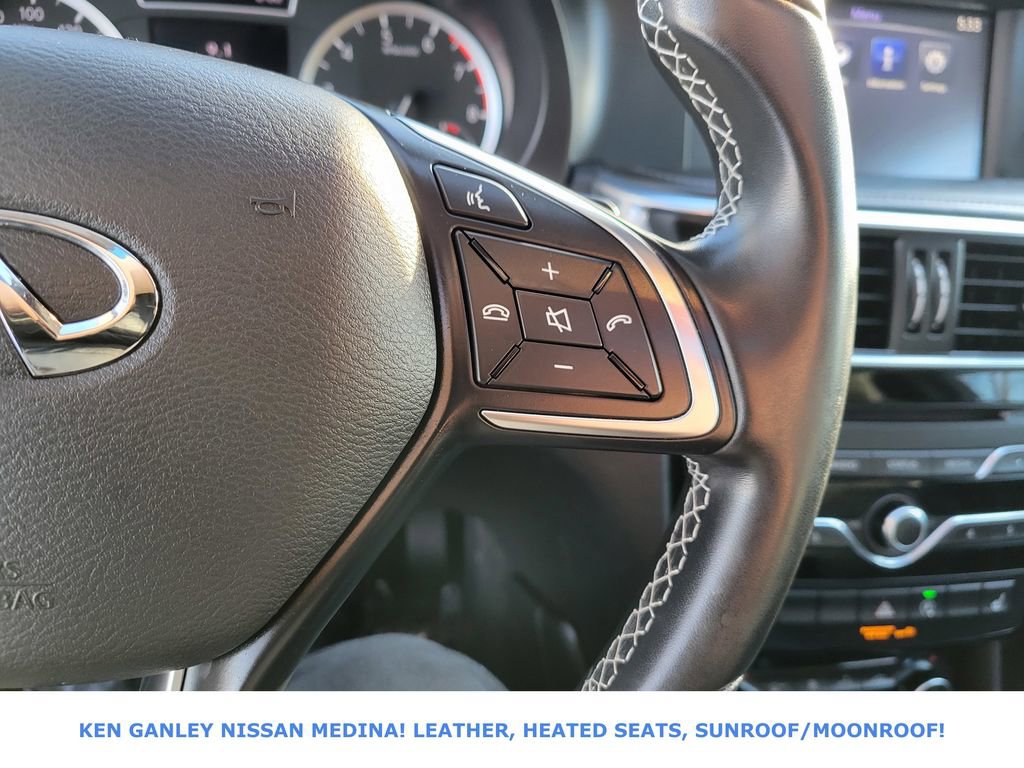 Used 2018 INFINITI QX30 Premium w/ Cargo Package image 33