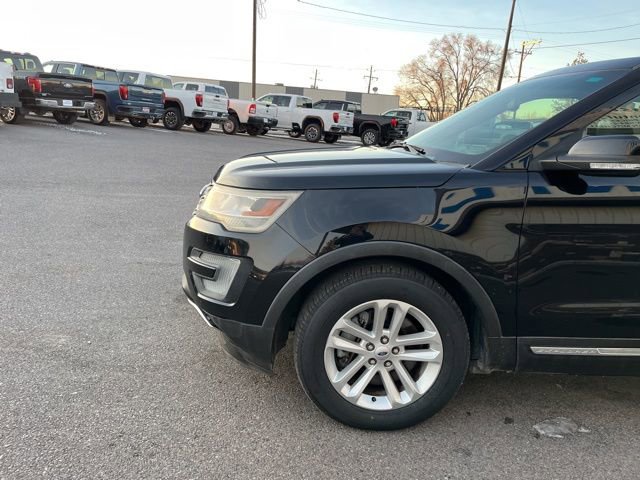 Used 2016 Ford Explorer XLT w/ Equipment Group 202A FWD image 6