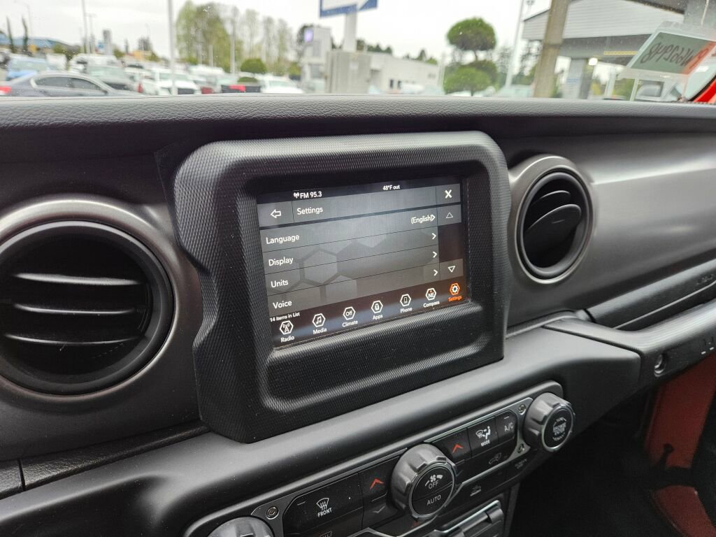 Used 2023 Jeep Wrangler Unlimited AWD/4WD image 22