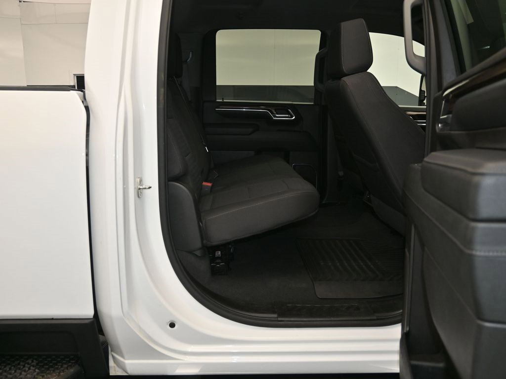 Used 2024 Chevrolet Silverado 2500 LT image 26