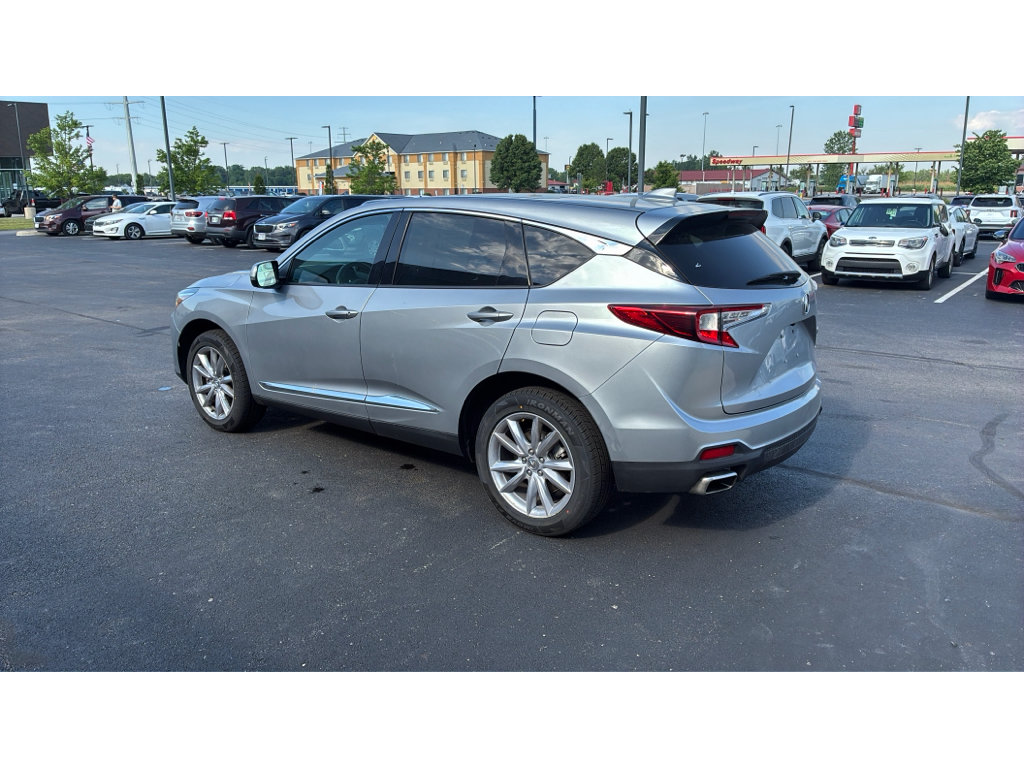 Used 2024 Acura RDX SH-AWD image 4