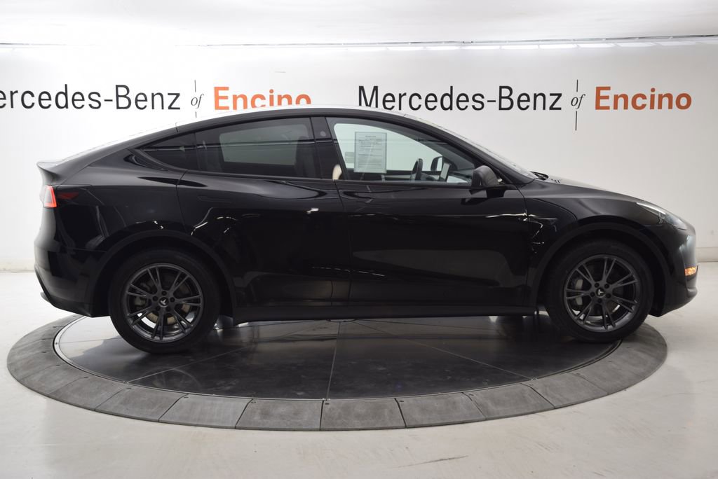 Used 2024 Tesla Model Y Long Range image 7