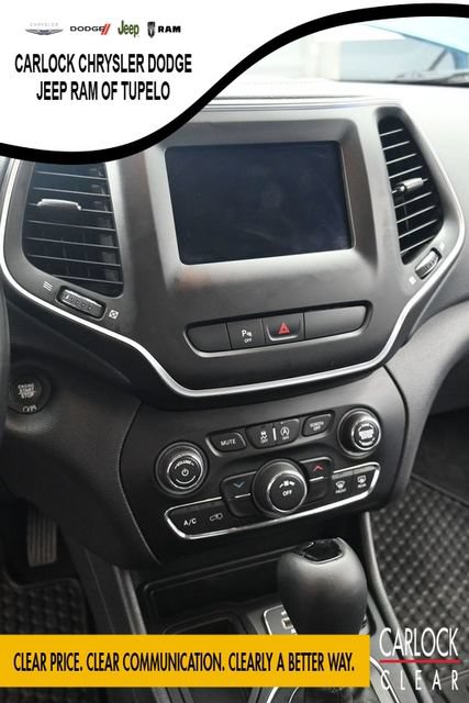 Used 2020 Jeep Cherokee Latitude Plus FWD image 20