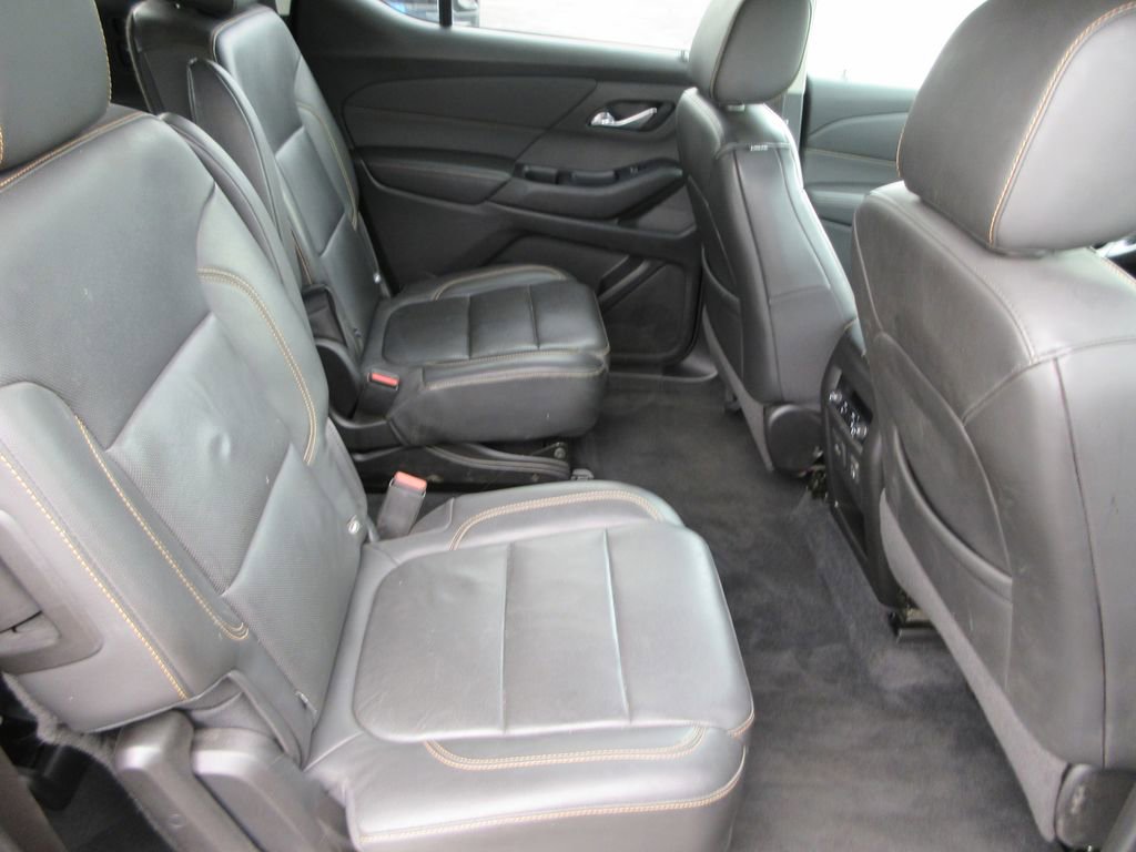 Certified 2021 Chevrolet Traverse Premier w/ Redline Edition image 18