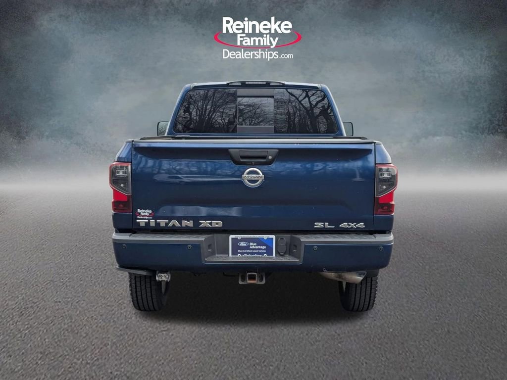 Used 2018 Nissan Titan SL w/ Chrome Package AWD/4WD image 6