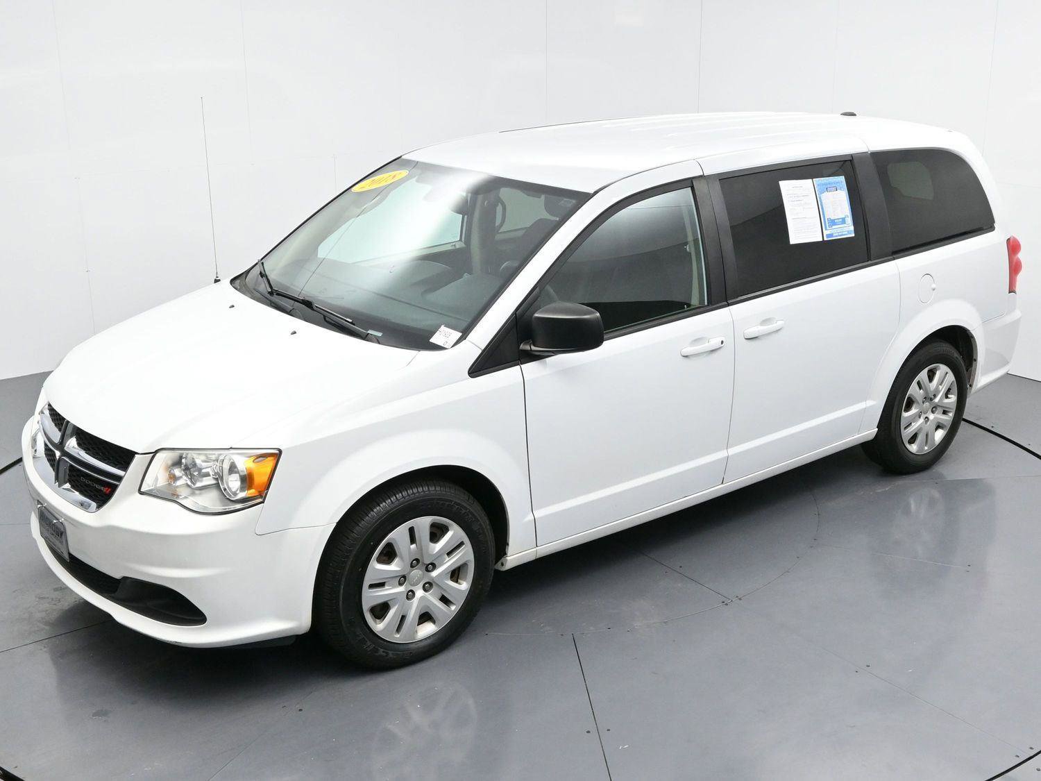 Used 2018 Dodge Grand Caravan SE w/ UConnect Hands-Free Group image 37