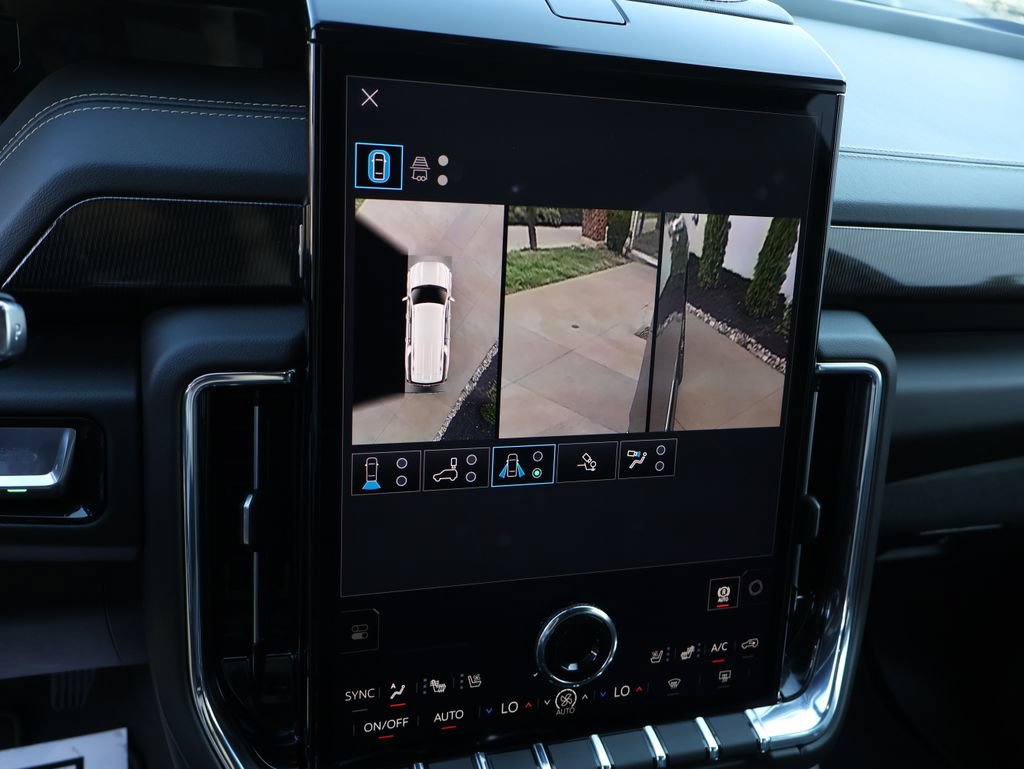 New 2026 GMC Yukon XL Elevation w/ Elevation Premium Package AWD/4WD image 24