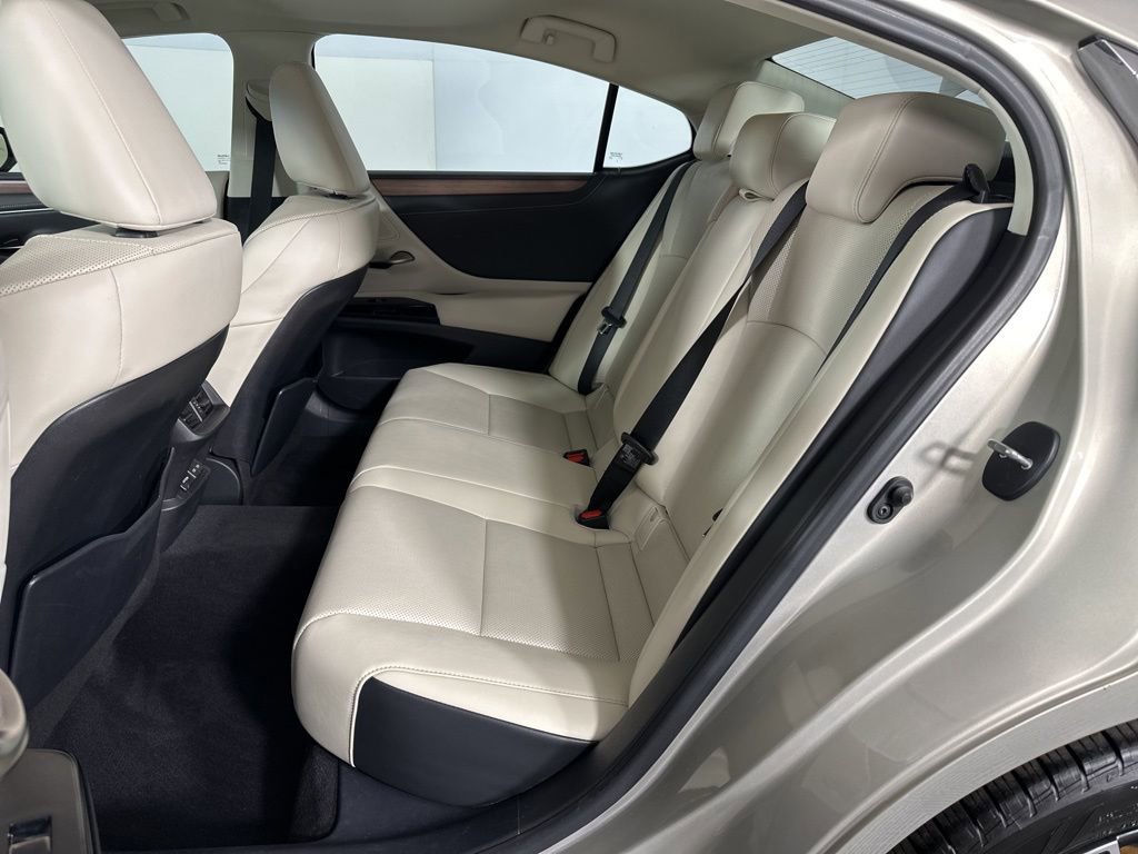 Used 2023 Lexus ES 250 w/ Premium Package AWD/4WD image 24