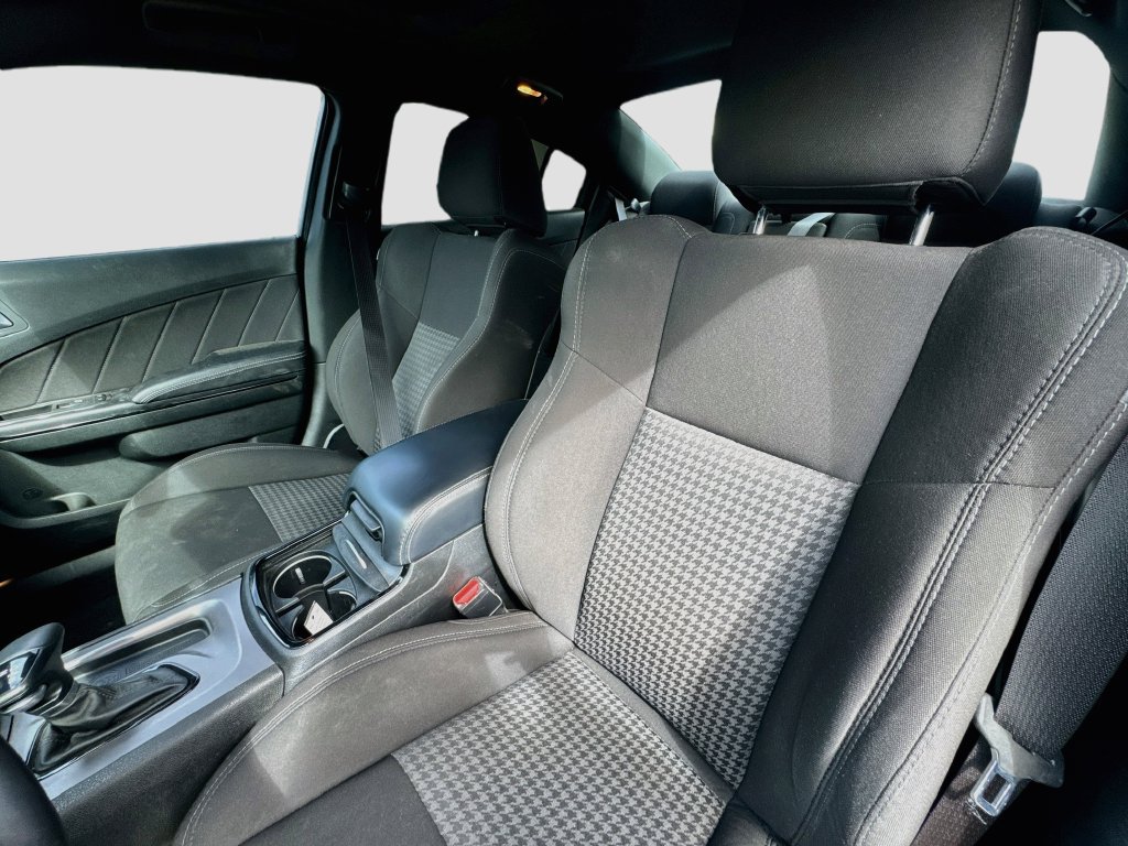 Used 2023 Dodge Charger R/T w/ Blacktop Package RWD image 18