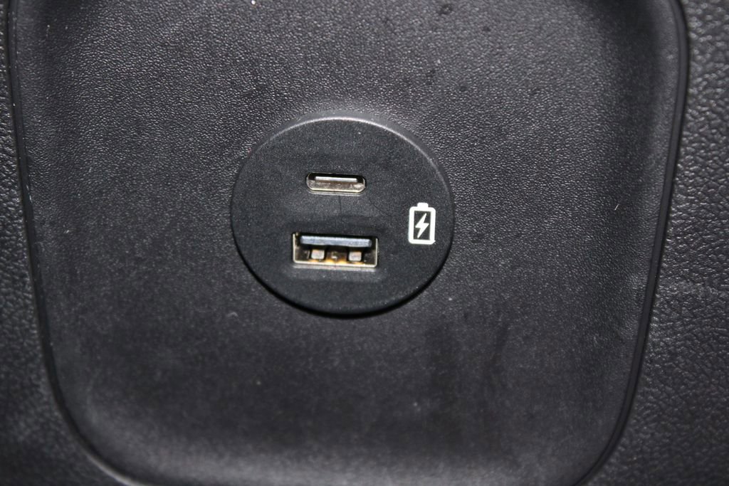 Used 2023 Ford Escape SE w/ PHEV Premium Package image 33