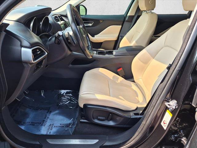 Used 2017 Jaguar F-PACE Premium AWD/4WD image 15