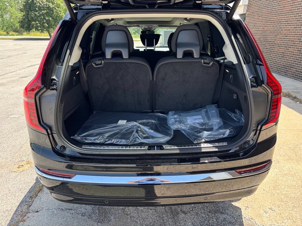 New 2026 Volvo XC90 B6 Plus AWD/4WD image 18