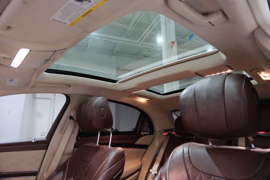 Used 2018 Mercedes-Benz S 560 4MATIC Sedan image 41