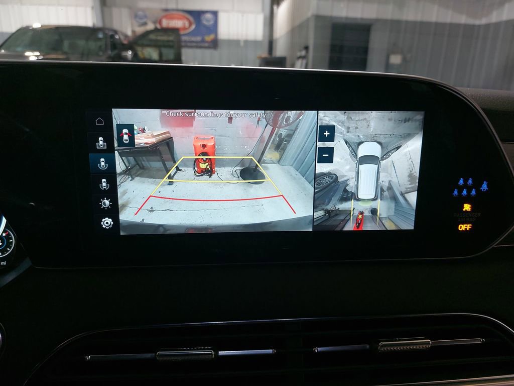 Used 2022 Hyundai Palisade Calligraphy image 24