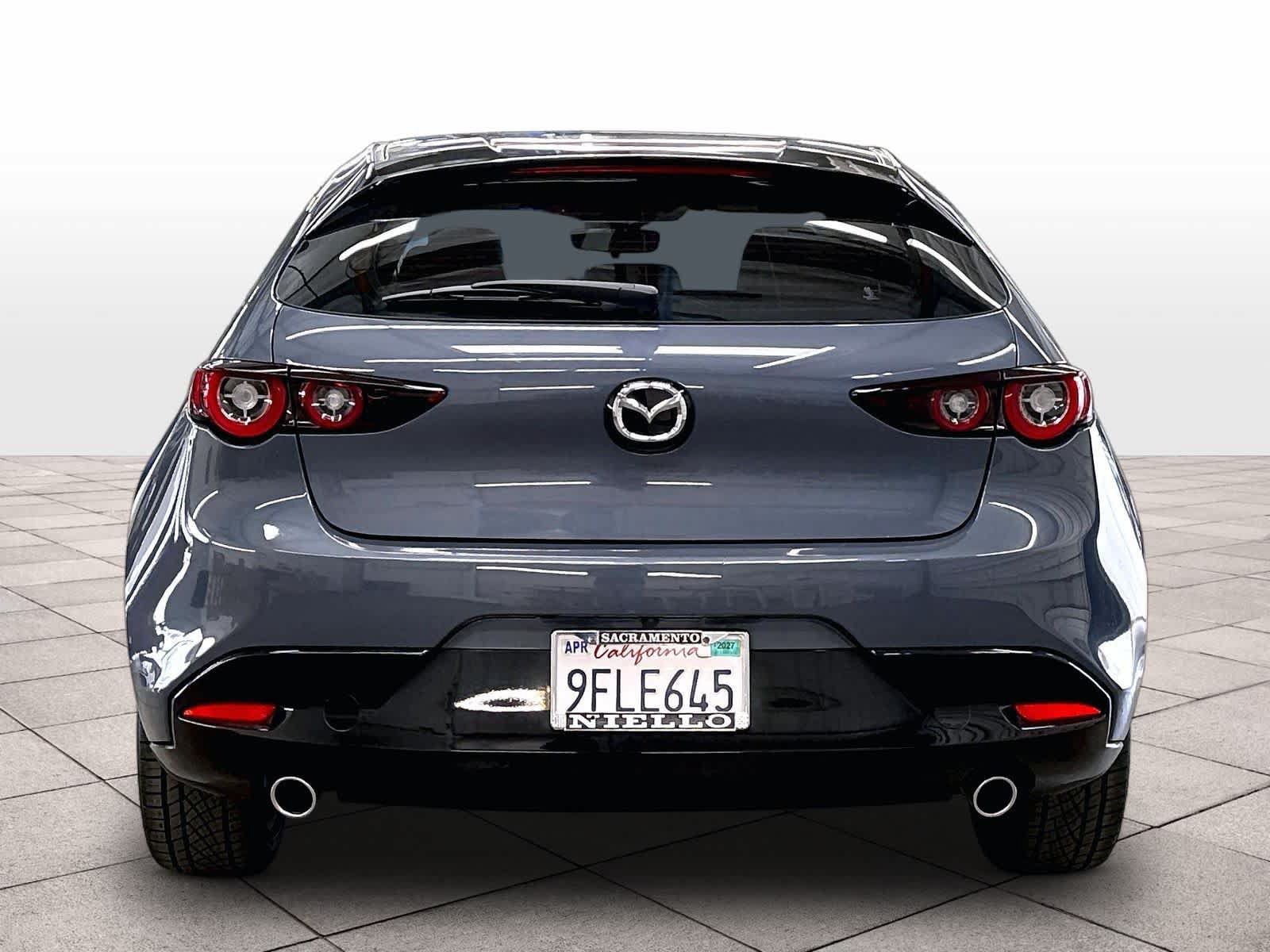 Used 2023 MAZDA MAZDA3 s FWD image 8