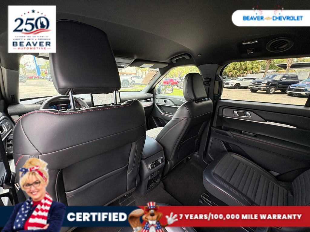 Used 2025 Ford Explorer ST-Line AWD/4WD image 15