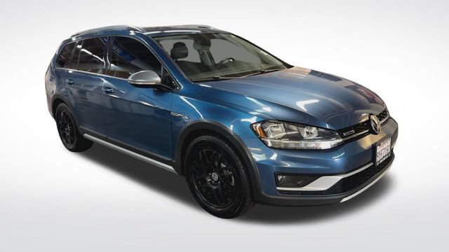 Used 2018 Volkswagen Golf Alltrack SE AWD/4WD image 2