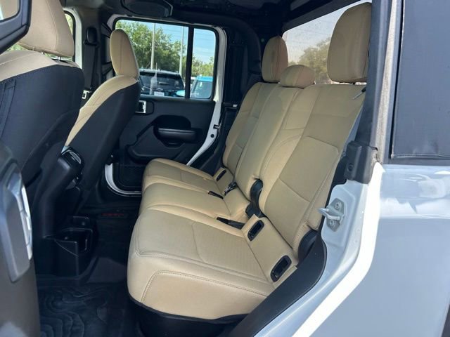 Used 2020 Jeep Gladiator Sport w/ Quick Order Package 24S AWD/4WD image 15