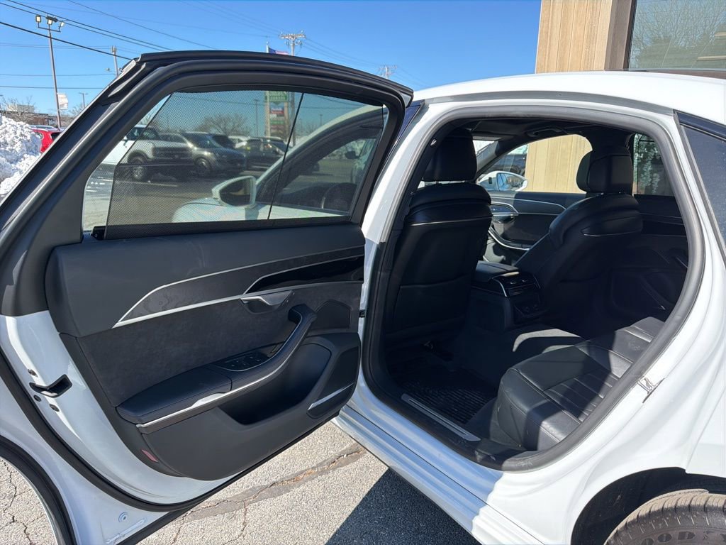 Used 2020 Audi A8 L 4.0T w/ Executive Package image 35