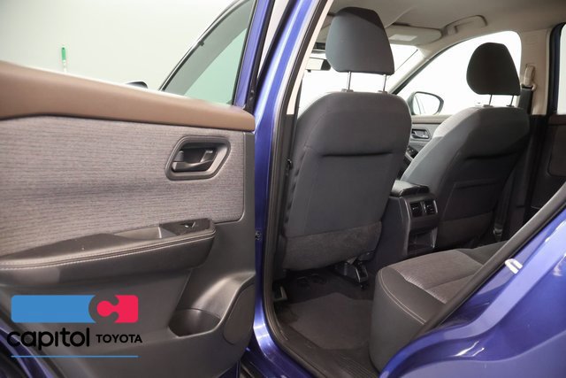 Used 2021 Nissan Rogue S AWD/4WD image 28