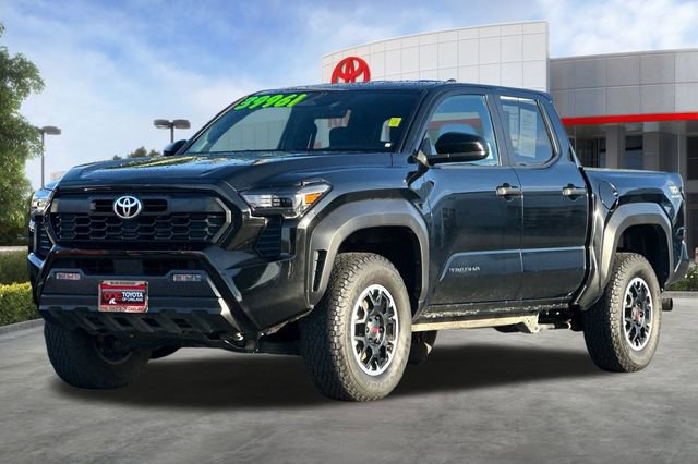 Used 2024 Toyota Tacoma TRD Off-Road image 9