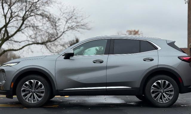 Used 2024 Buick Envision Preferred image 12