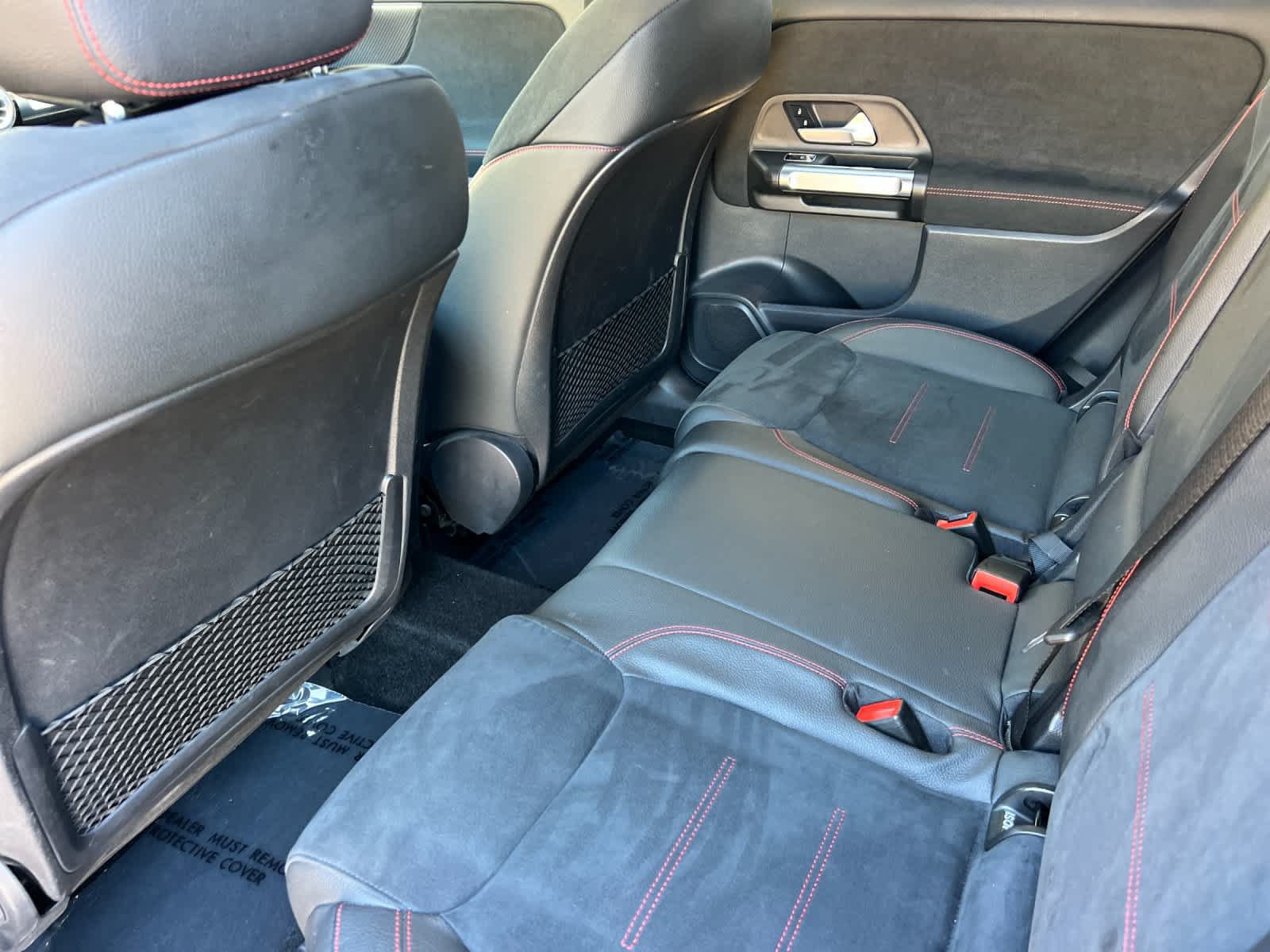 Used 2022 Mercedes-Benz GLB 250 image 11