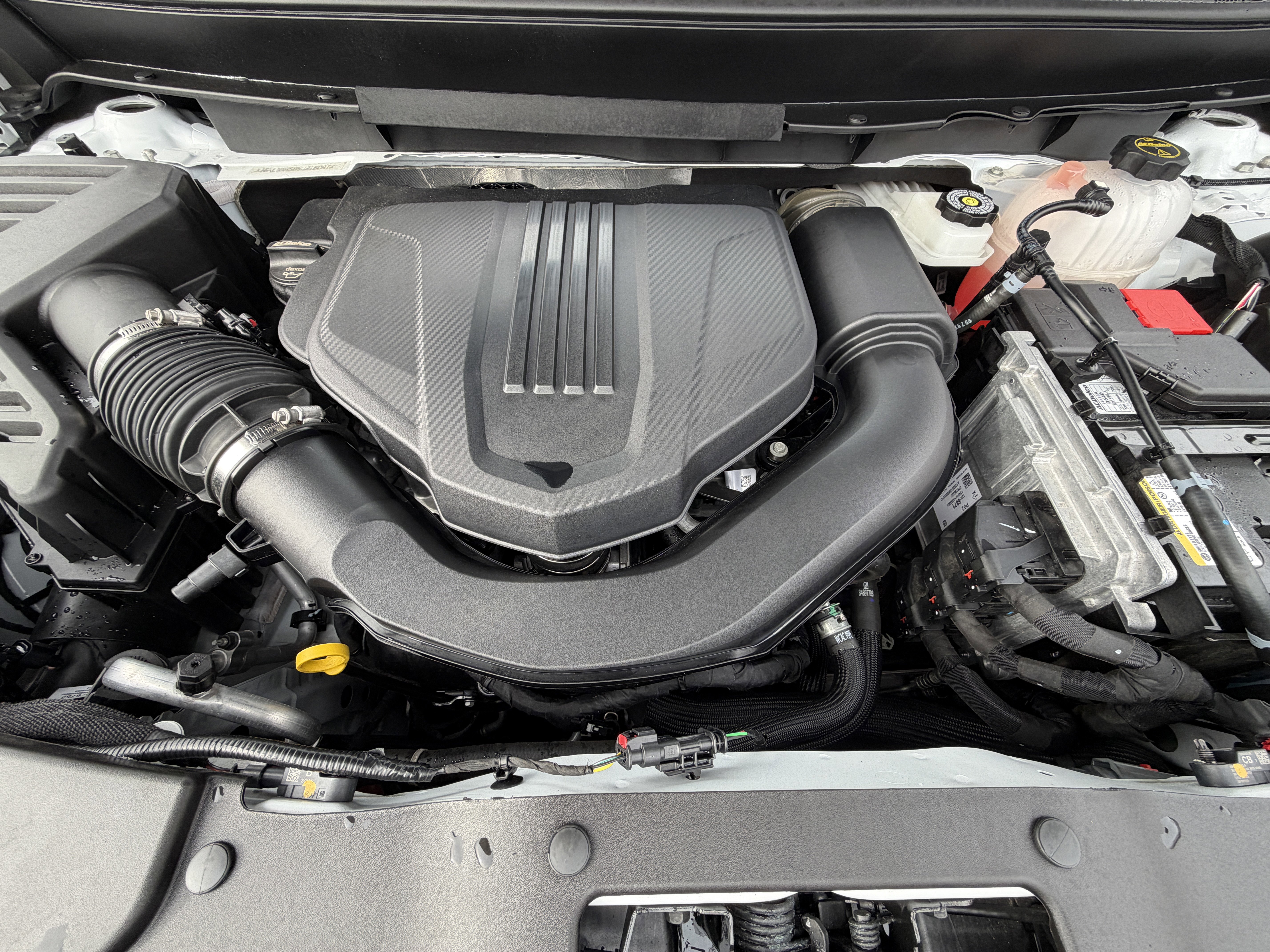 Used 2025 GMC Acadia Elevation image 40