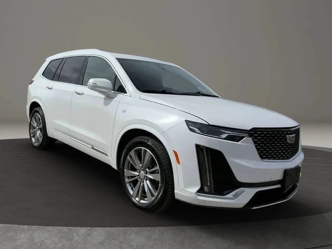 Used 2023 Cadillac XT6 Premium Luxury AWD/4WD image 7