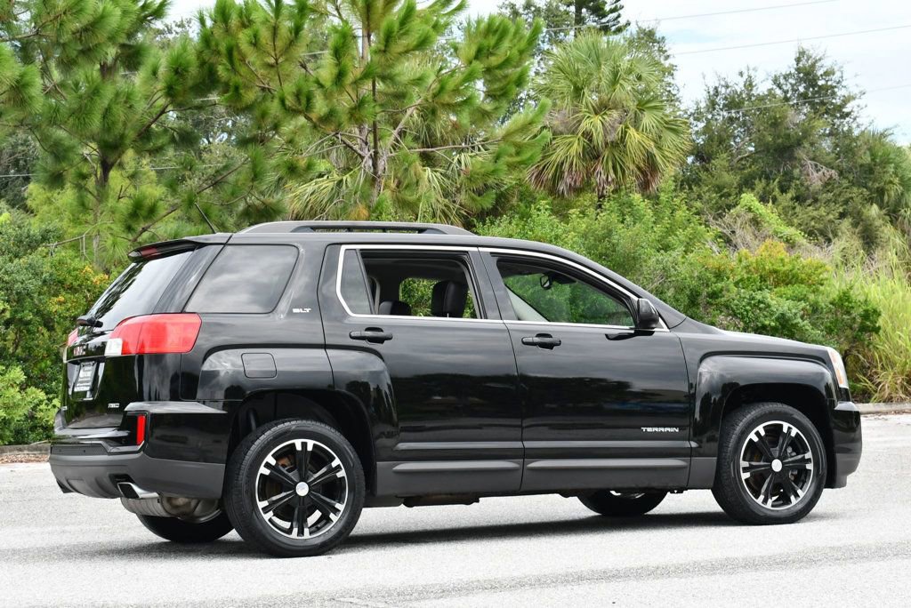 Used 2017 GMC Terrain SLT w/ Open Road Package image 32