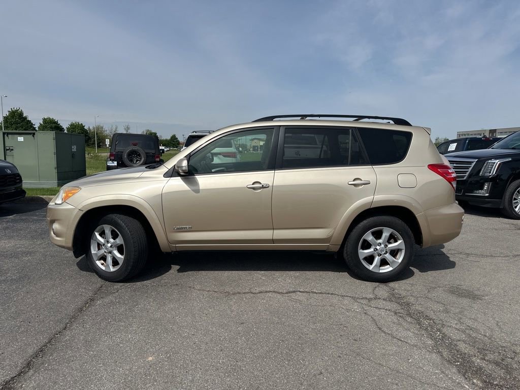 Used 2009 Toyota RAV4 Limited AWD/4WD image 11