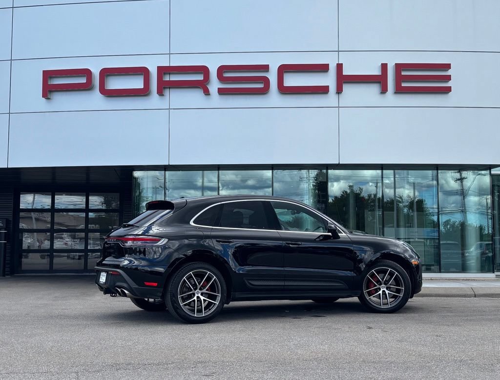 Certified 2023 Porsche Macan S AWD/4WD image 16