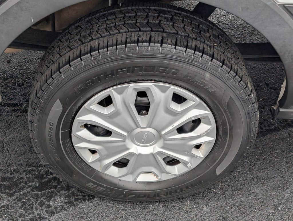 Used 2023 Ford Transit 350 XLT image 24