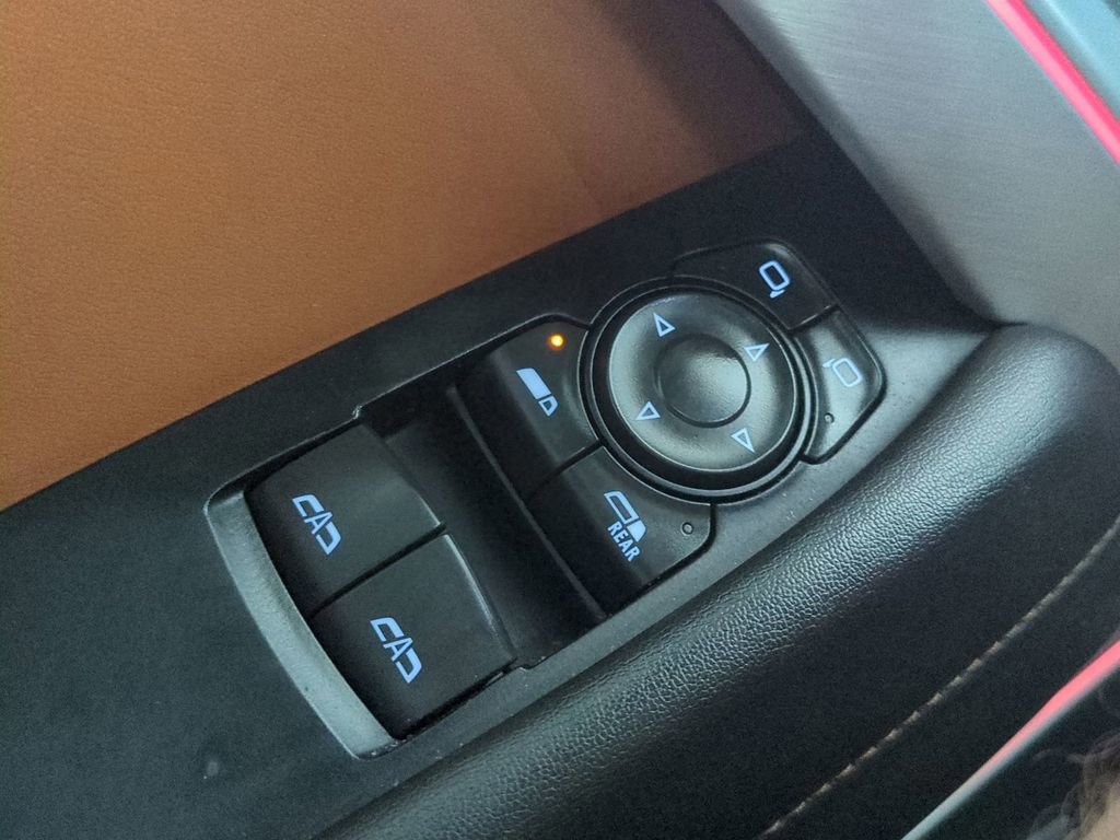 Used 2019 Chevrolet Camaro SS RWD image 29