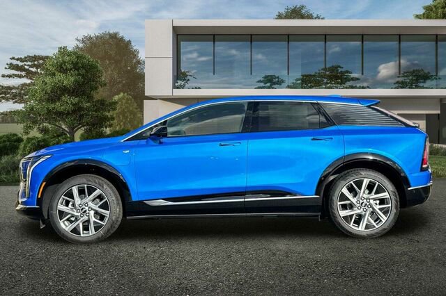 New 2026 Cadillac Optiq Luxury 1 w/ LPO, Floor Liner Package image 7