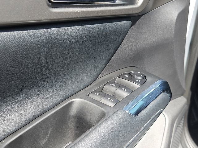 Used 2025 Chevrolet Traverse LT w/ Driver Confidence Package image 21