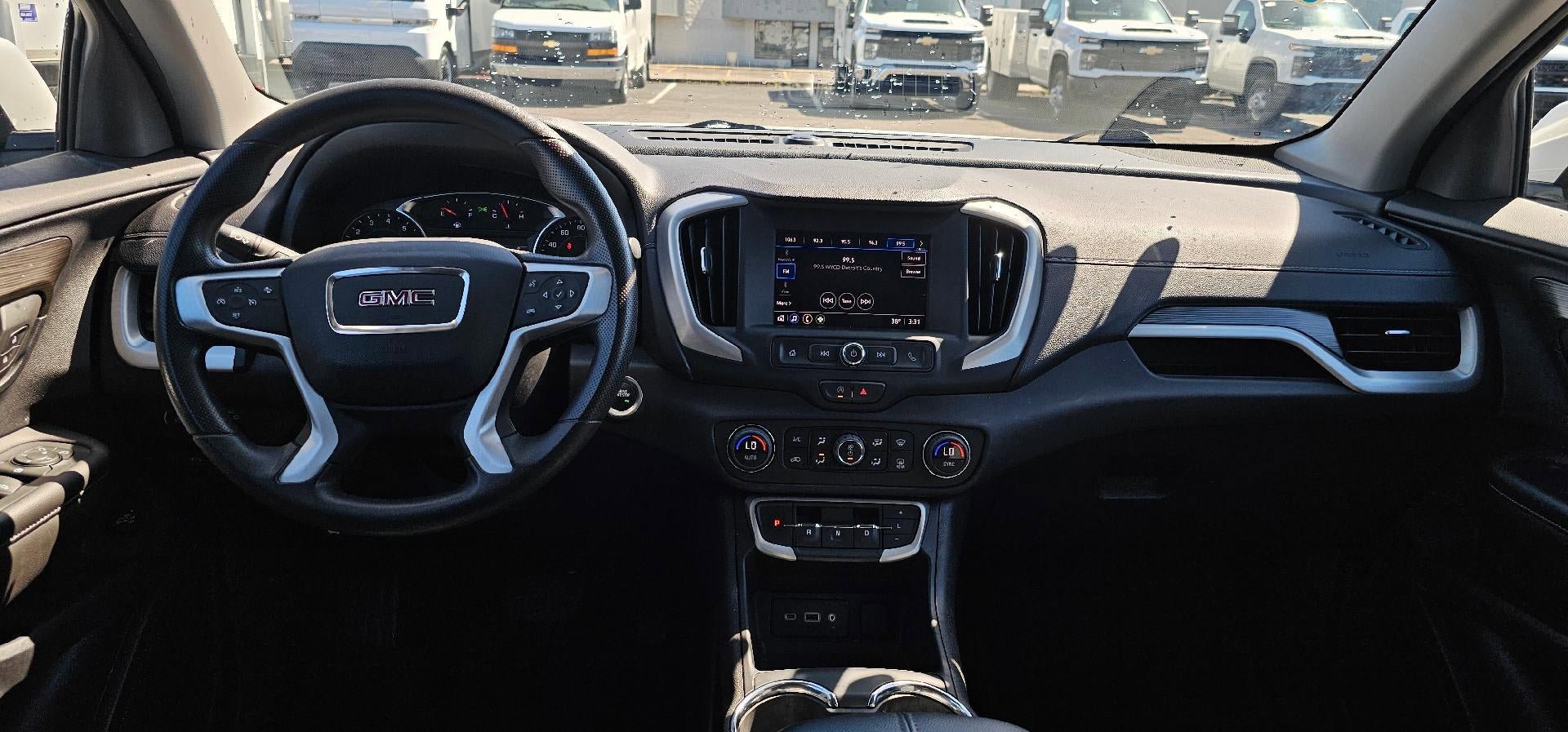 Certified 2023 GMC Terrain SLE w/ Driver Convenience Package AWD/4WD image 11