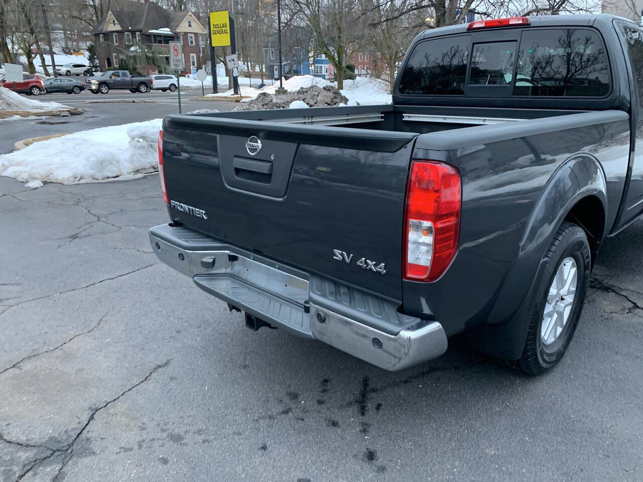 Used 2014 Nissan Frontier SV w/ SV Value Truck Package image 20